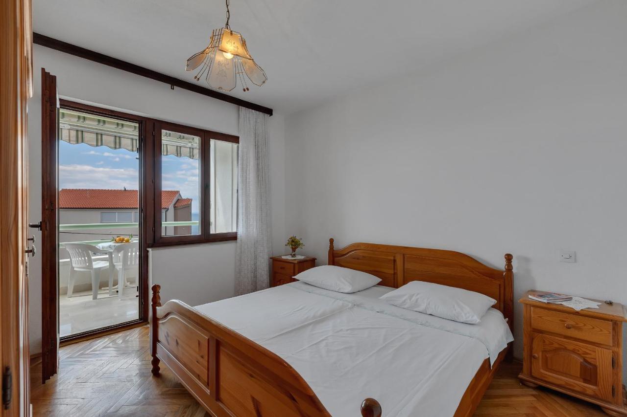 Apartments Tihomir Musac Omiš Esterno foto